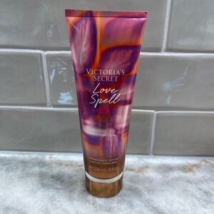 NEW Victoria's Secret Love Spell HEAT Fragrance Lotion